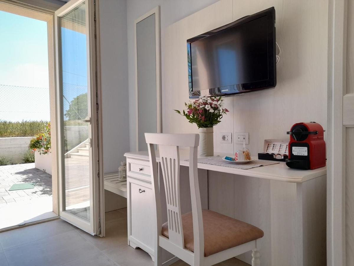 B&B Camera E Caffe Озимо Экстерьер фото